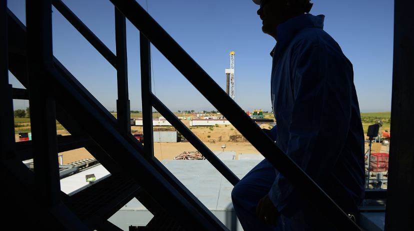 EIA报告美国原油库存连续7周首次攀升，油价下跌